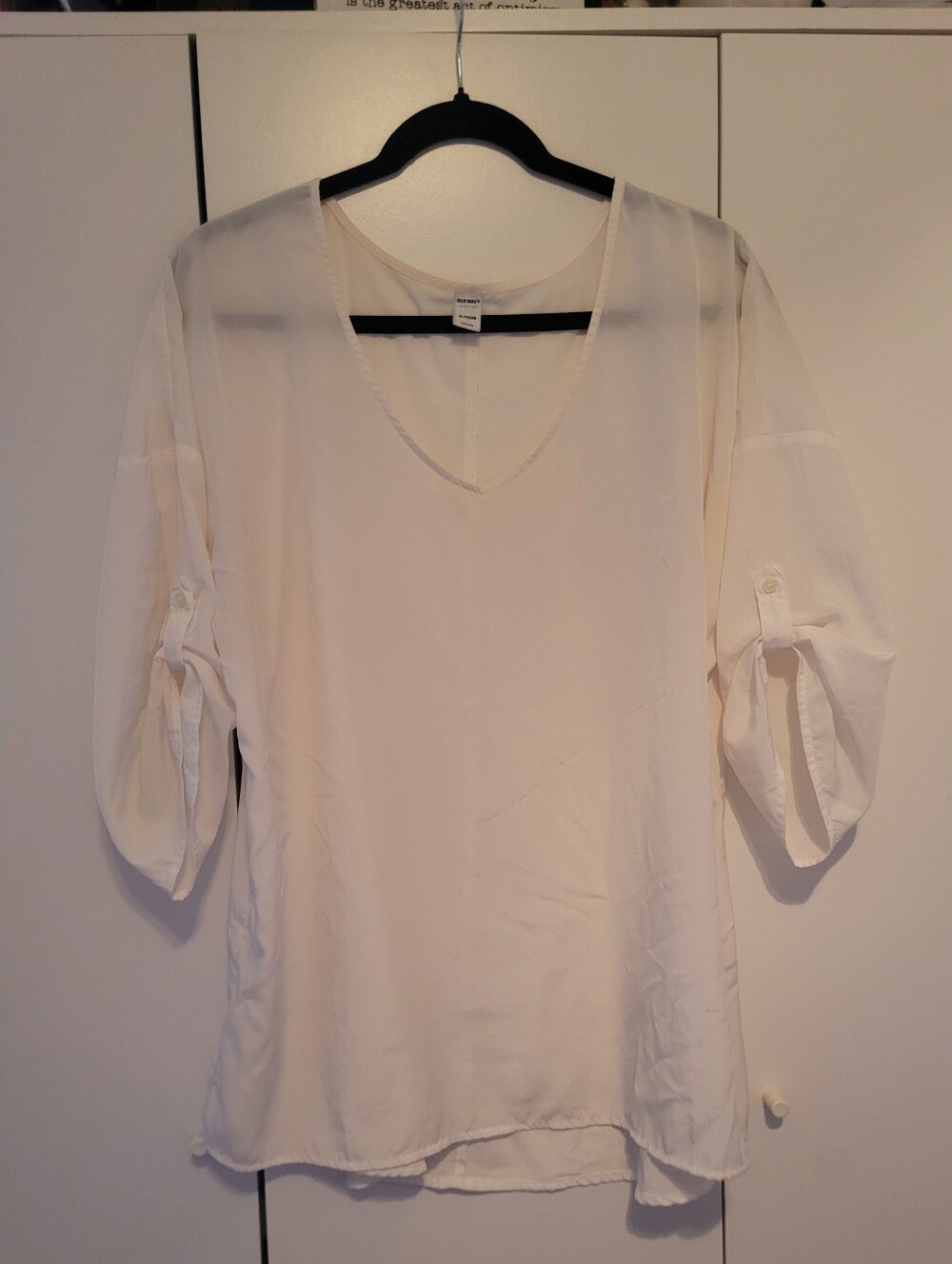 Old Navy Cream V-Neck Roll-Sleeve Blouse